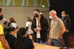 Distribution alimentaire Croix-Rouge · Alfortville (crédits : Sébastien Andreani/Ville d'Alfortville) Distribution alimentaire Croix-Rouge · Alfortville (crédits : Sébastien Andreani/Ville d'Alfortville)