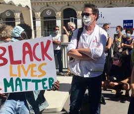 Manifestation avec Médecins Sans Frontières· Paris · juillet 2020 Manifestation avec Médecins Sans Frontières· Paris · juillet 2020